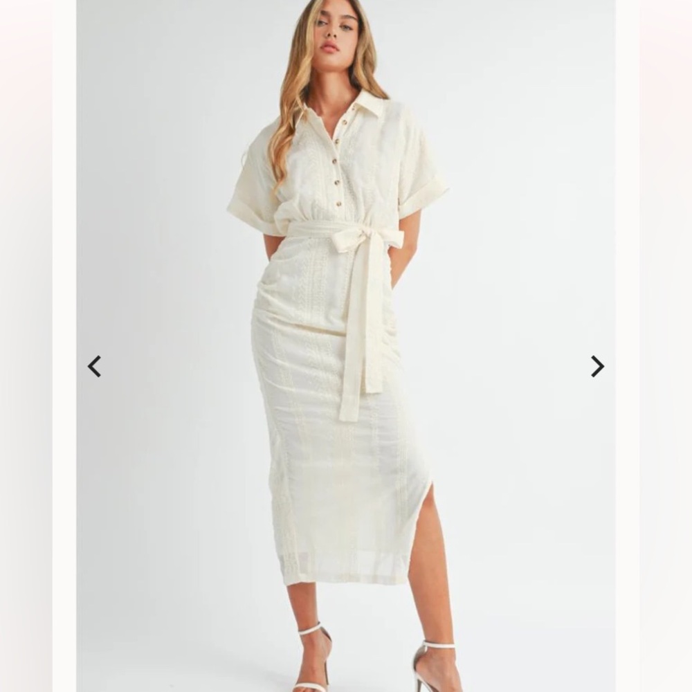 Pippa & Pearl  embroidered side slit shirt Dress